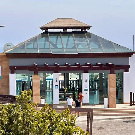 Caleta Dorada מלון דירות קלטה דה פוסטה