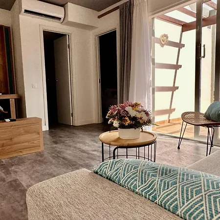 Ξενοδοχείο με διαμερίσματα Bluesea Club Caleta Dorada 3*
